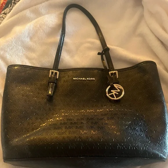 Michael Kors Black Textured Leather Tote 👜🖤. EUC! So beautiful!🤩 - Picture 1 of 7